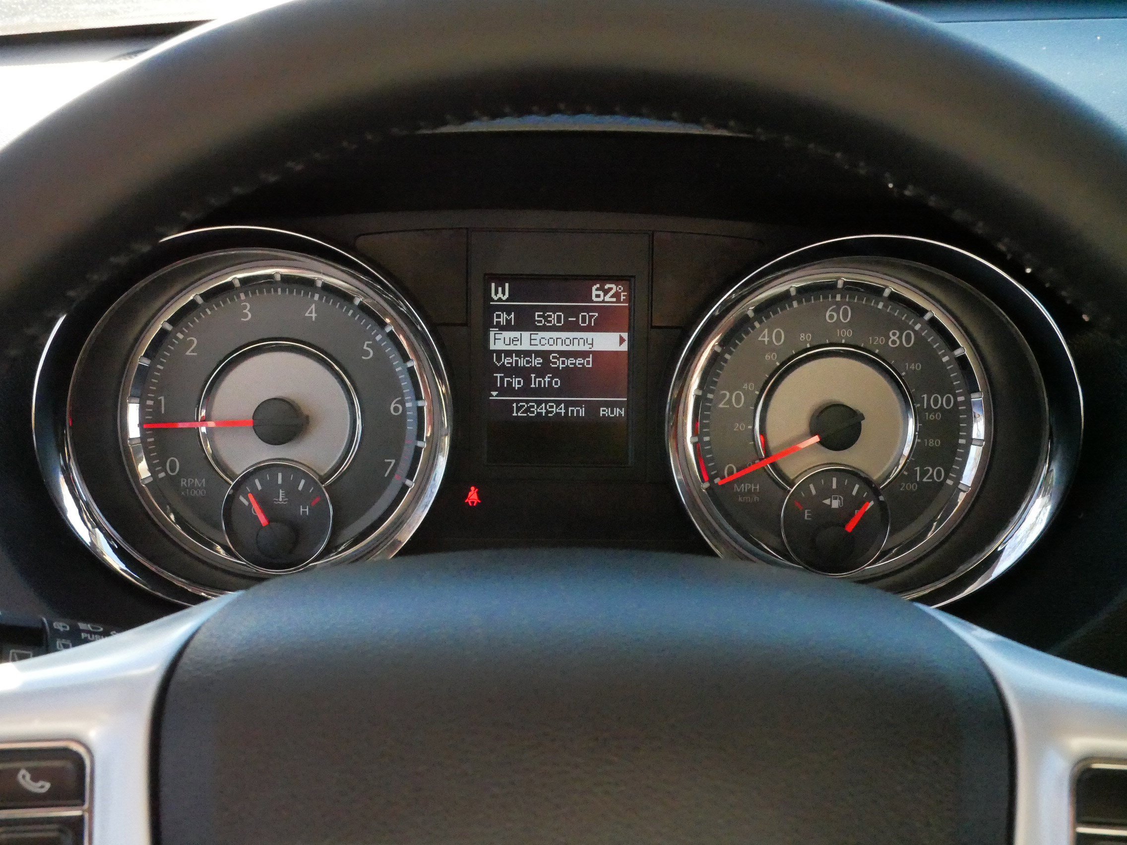 Used 2014 Chrysler Town & Country Touring image 21