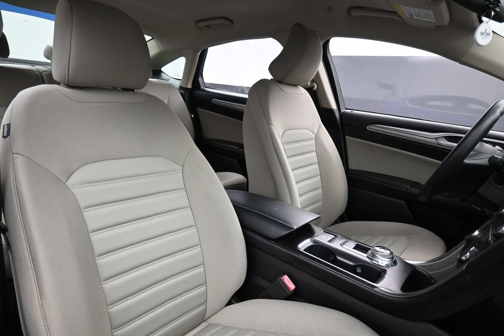 Used 2018 Ford Fusion S FWD image 24