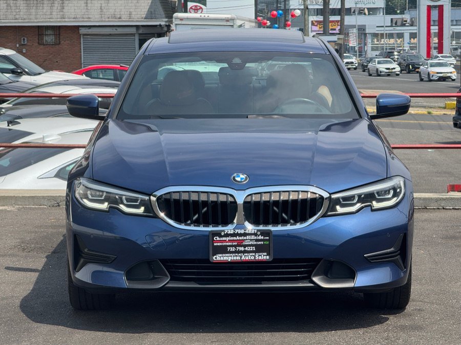 Used 2021 BMW 330i xDrive w/ Driver Assist w/ Premium Package AWD/4WD image 10