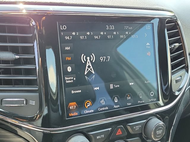 Used 2019 Jeep Grand Cherokee Limited AWD/4WD image 12