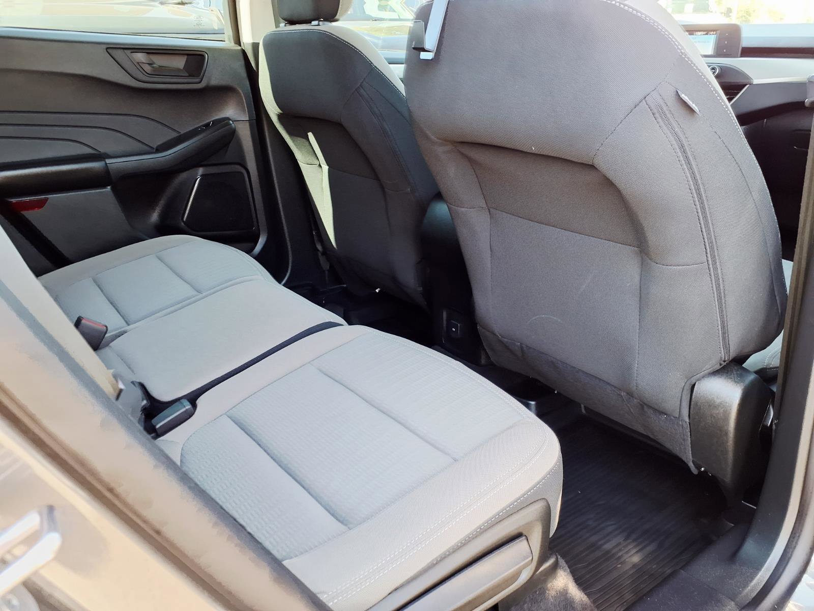 Certified 2022 Ford Escape S image 13