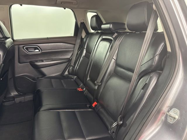 Used 2021 Nissan Rogue SV w/ Premium Package FWD image 13