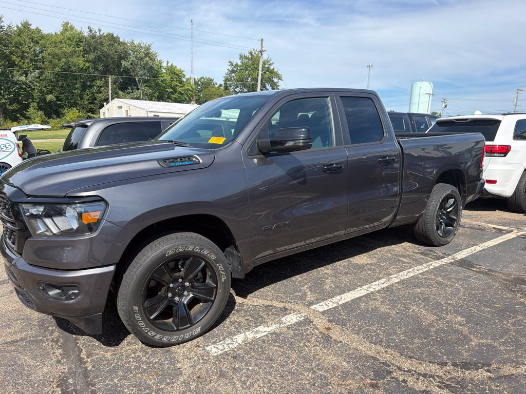 Used 2023 RAM 1500 Big Horn AWD/4WD image 3