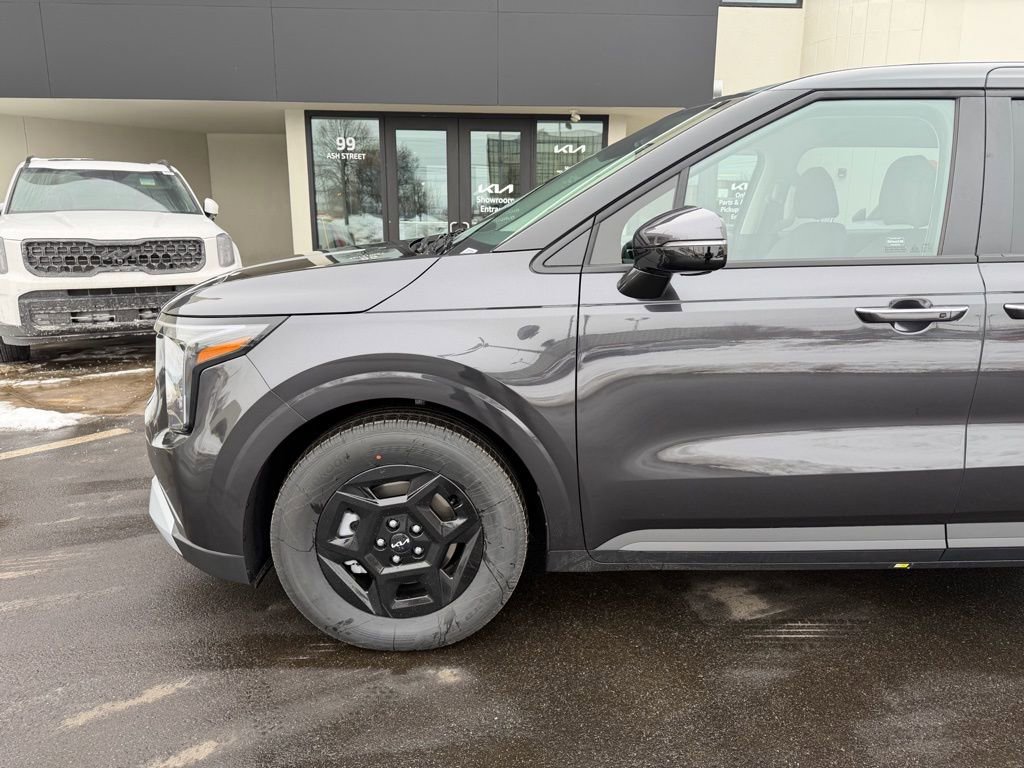 New 2026 Kia Carnival LX image 11