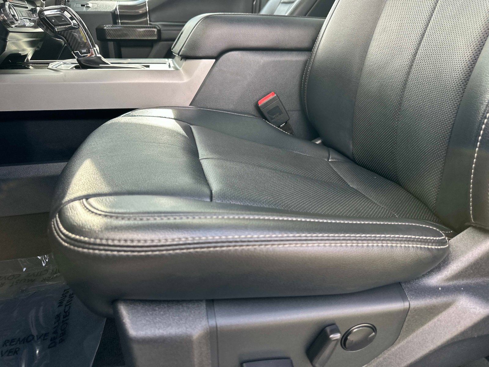 Used 2022 Ford F350 Lariat w/ Lariat Ultimate Package image 22