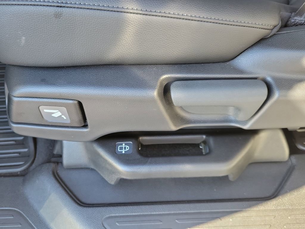 Certified 2026 Honda Odyssey EX-L image 17