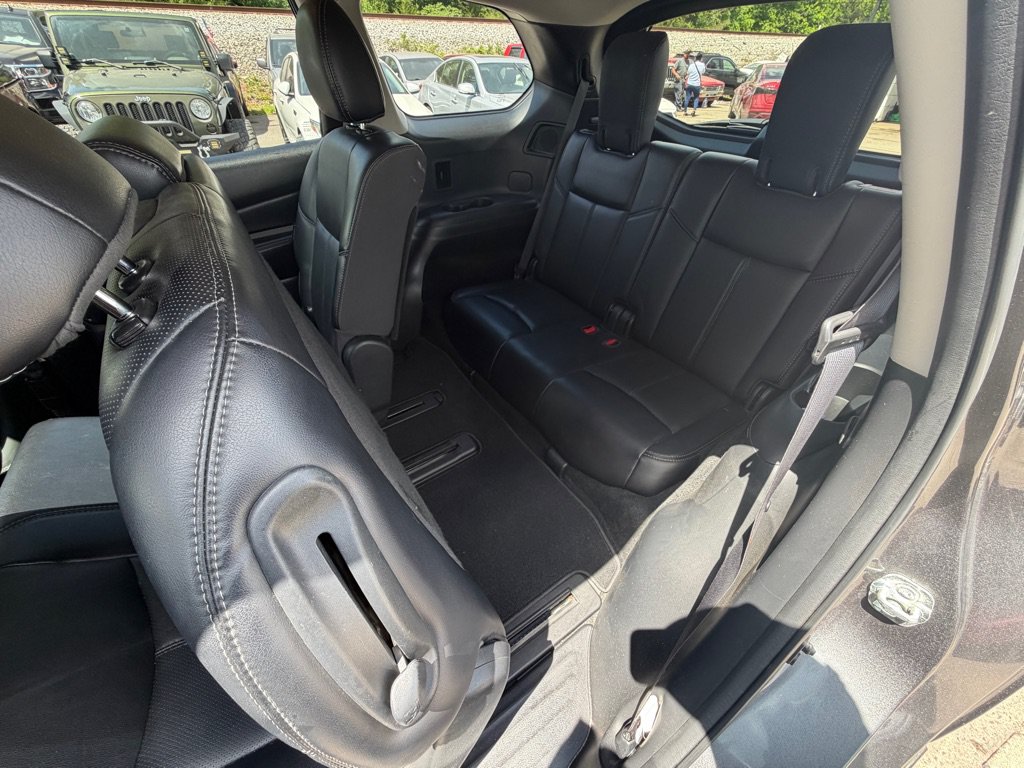 Used 2019 Nissan Pathfinder Platinum FWD image 12