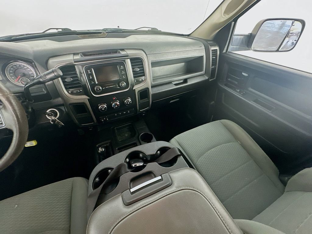 Used 2018 RAM 2500 Tradesman w/ Chrome Appearance Group image 11