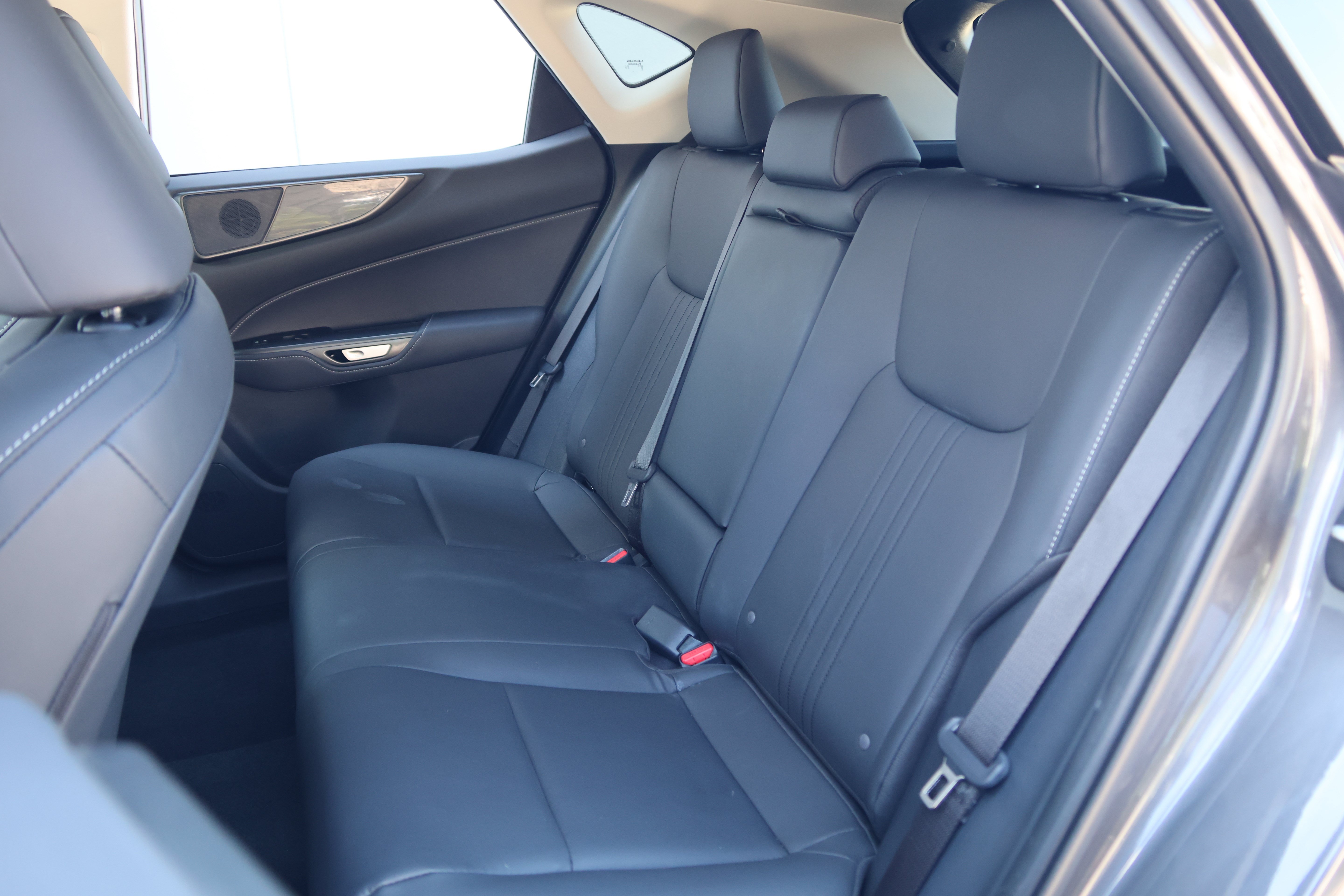 Certified 2025 Lexus NX 350 AWD w/ Accessory Package (2T) image 38