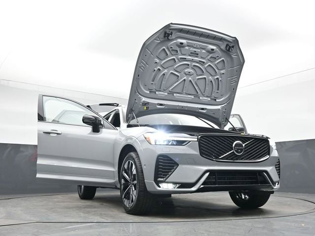 New 2026 Volvo XC60 B5 Plus w/ Protection Package Premier image 56