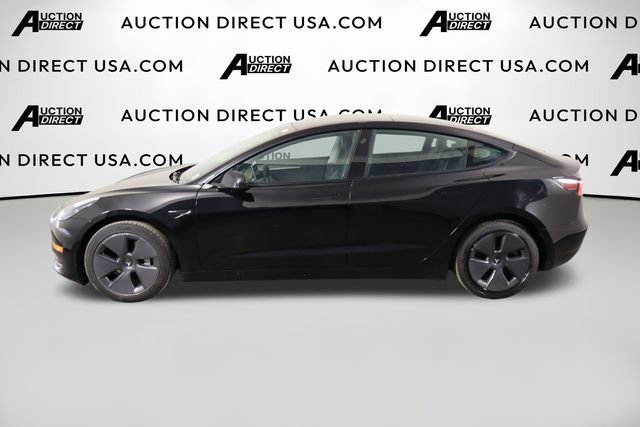 Used 2023 Tesla Model 3 Standard Range RWD image 5