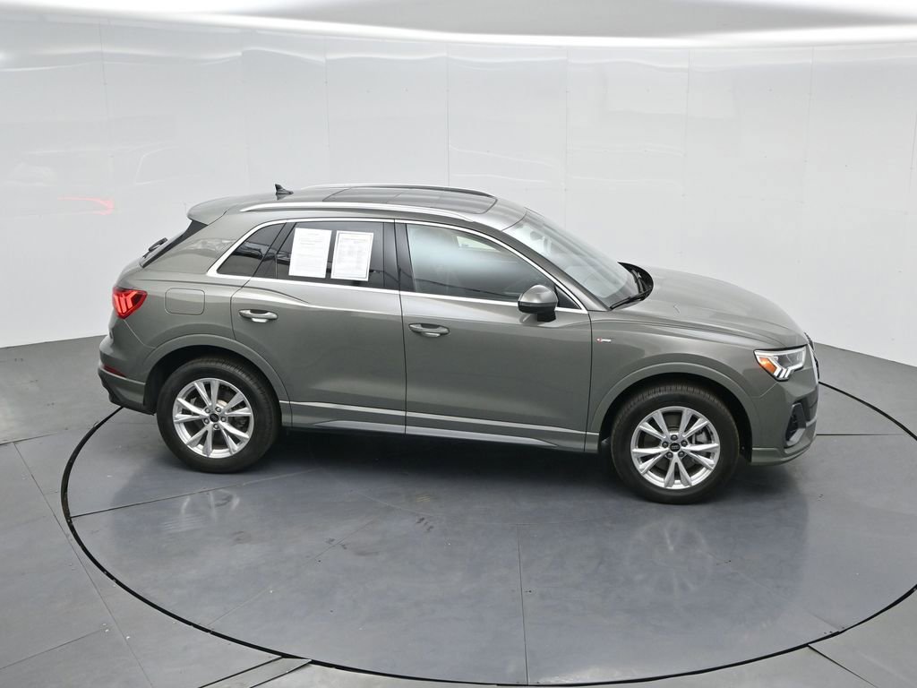 Used 2025 Audi Q3 2.0T Premium image 38