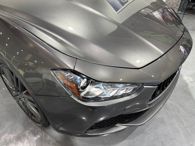 Used 2017 Maserati Ghibli S image 18