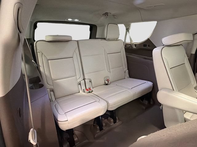 Used 2023 GMC Yukon XL Denali AWD/4WD image 25