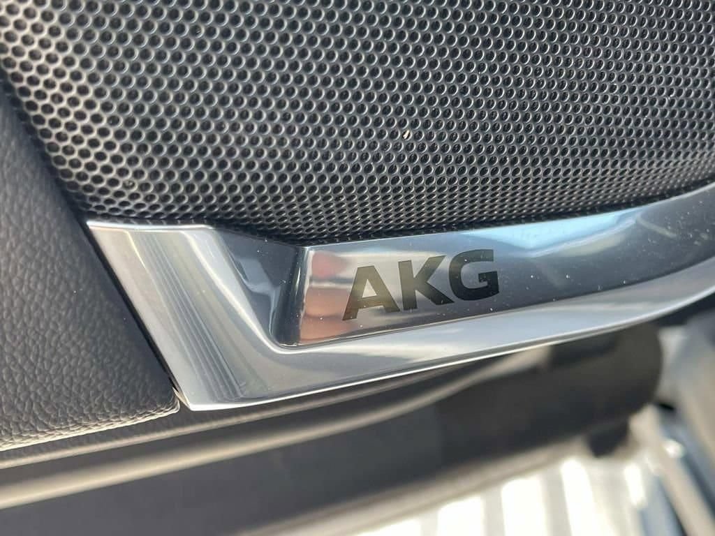 Certified 2025 Cadillac Escalade Sport AWD/4WD image 30