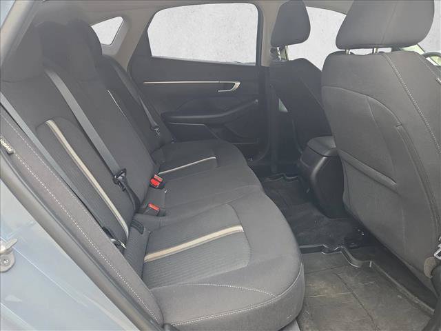 Used 2025 Hyundai Sonata SE FWD image 9