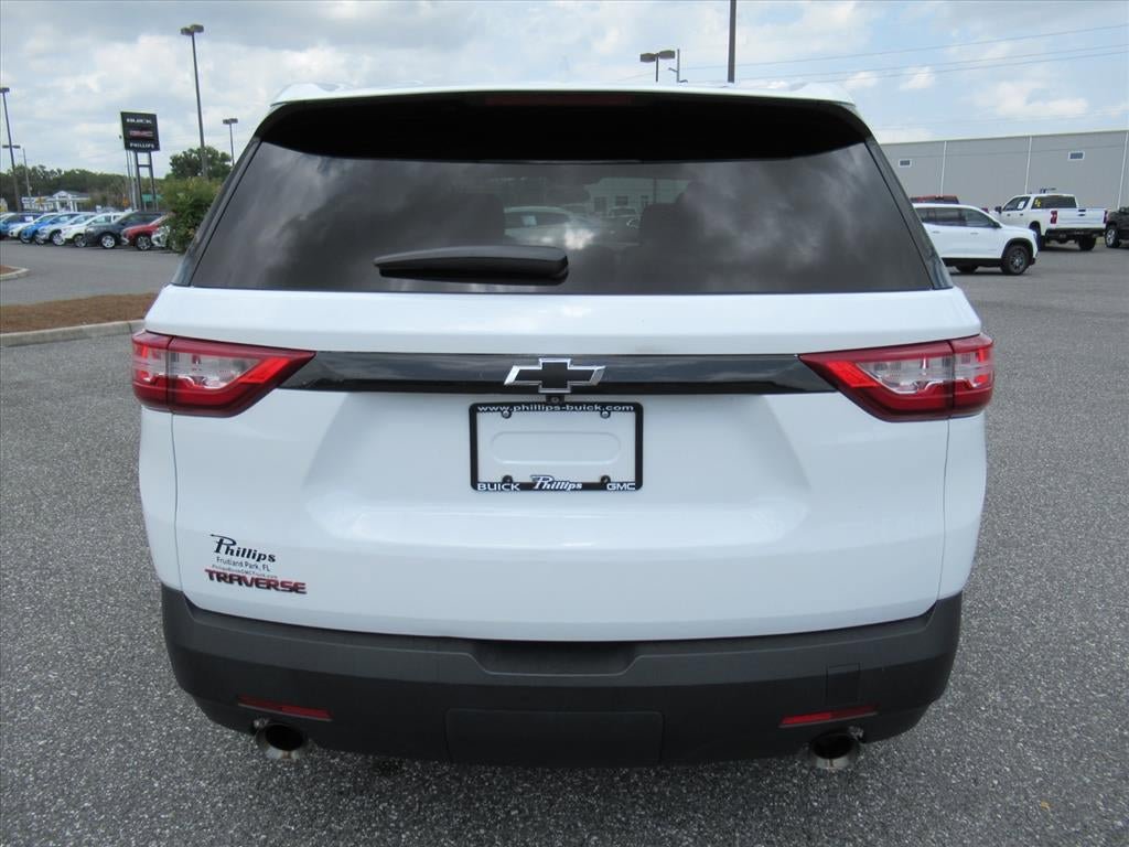 Used 2021 Chevrolet Traverse LS FWD image 6