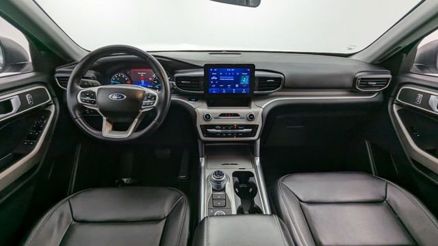Used 2023 Ford Explorer XLT w/ Equipment Group 202A video 2