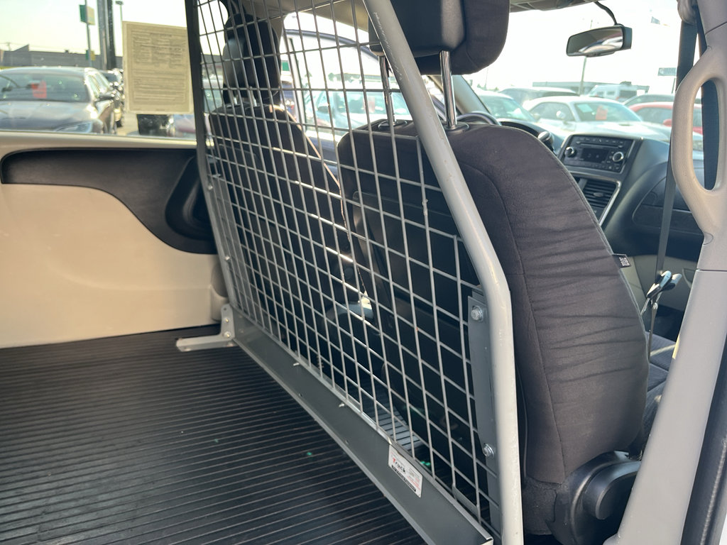 Used 2014 RAM C/V Tradesman w/ UConnect Hands-Free Group image 31