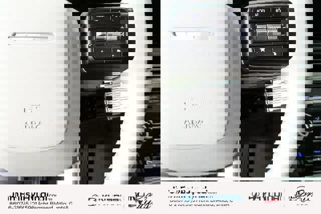 New 2025 Hyundai Santa Fe SE image 11