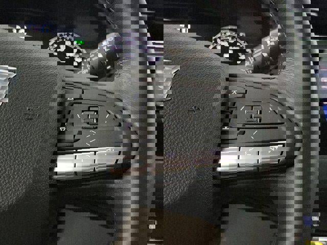 Certified 2023 Cadillac XT4 Luxury FWD image 22