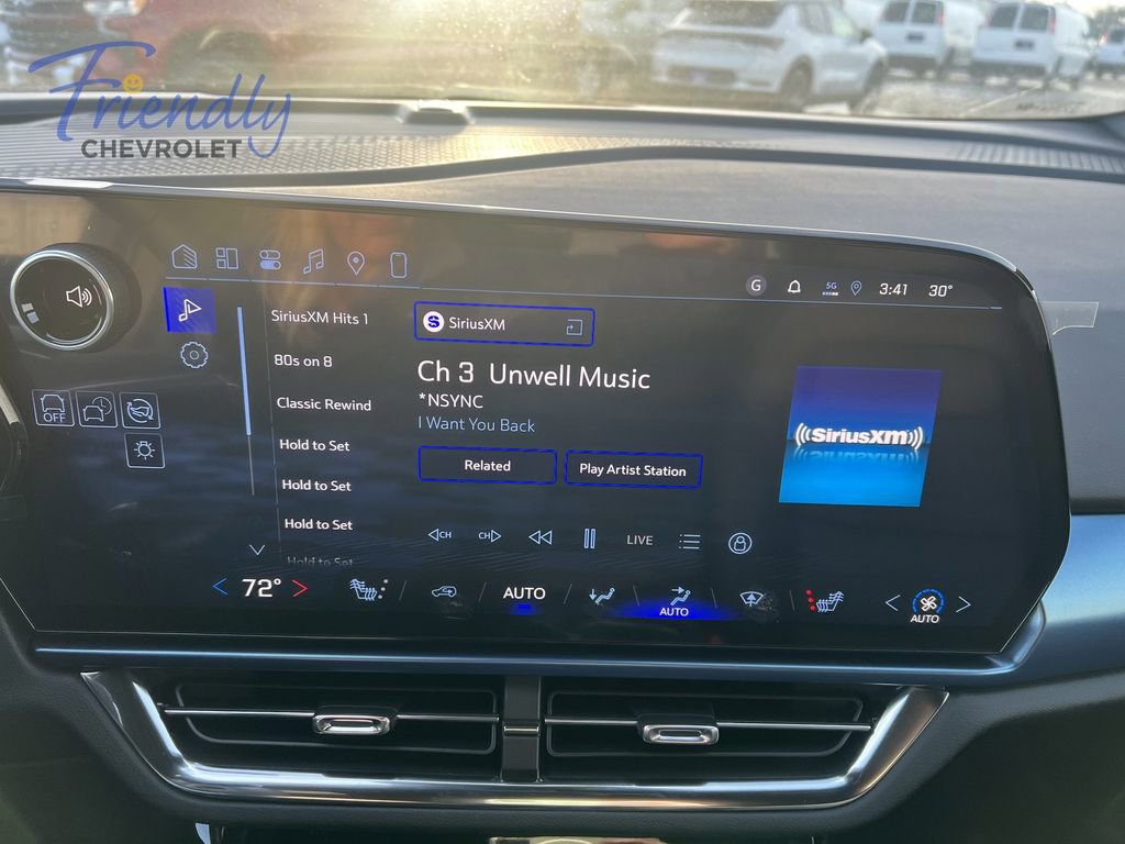 New 2026 Chevrolet Equinox EV LT AWD/4WD image 7
