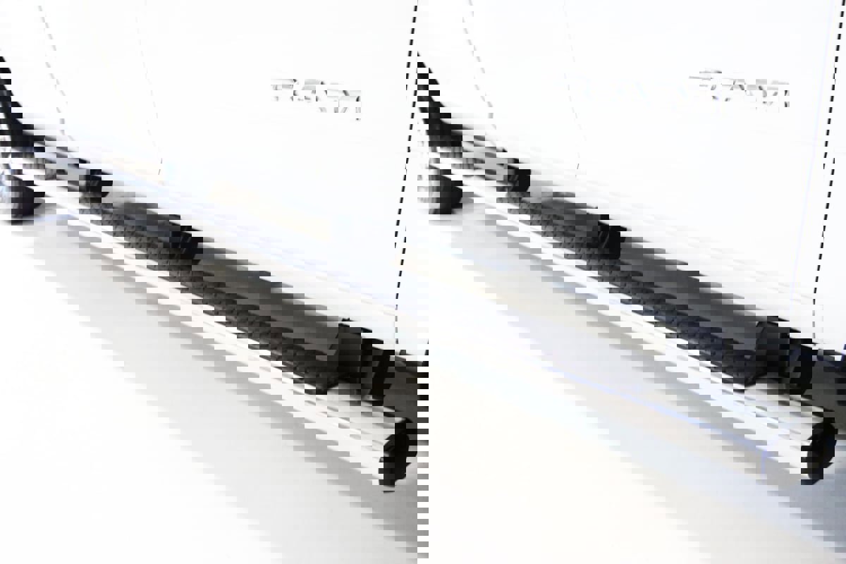 Used 2024 RAM 3500 Laramie image 83