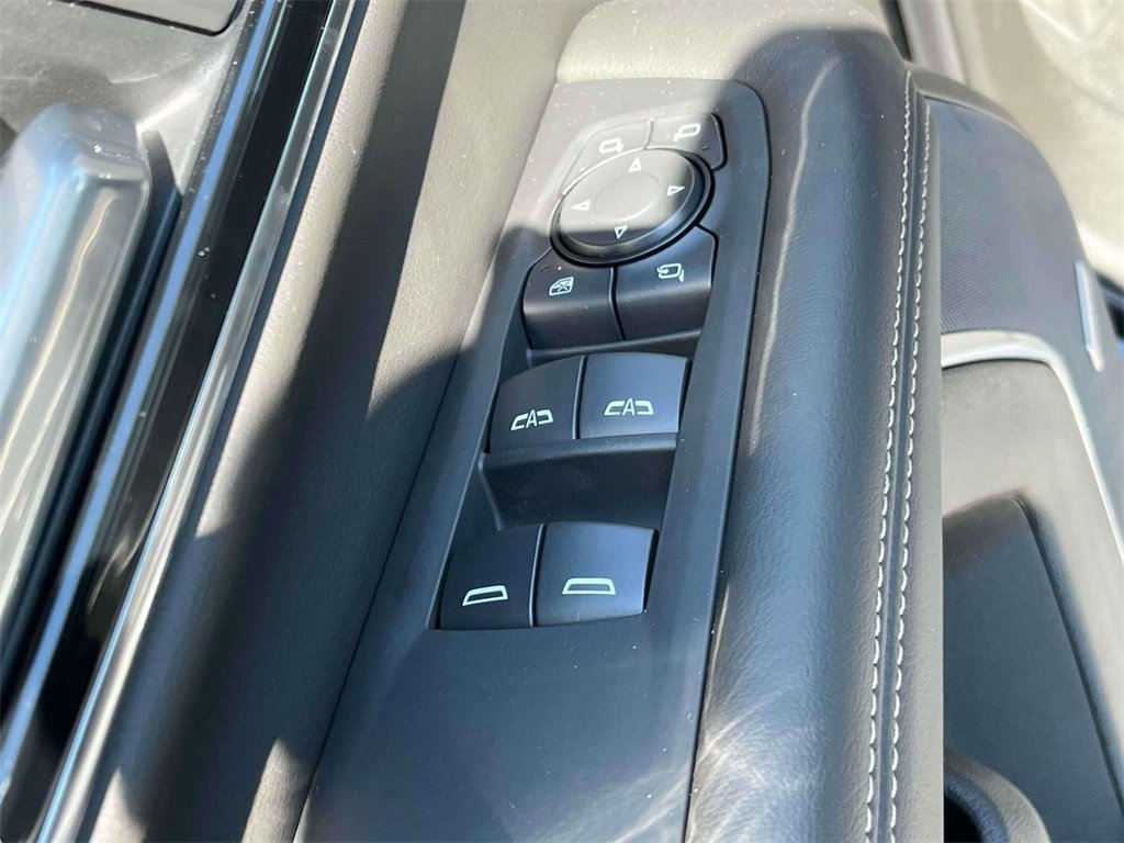 New 2025 GMC Yukon XL Elevation image 21