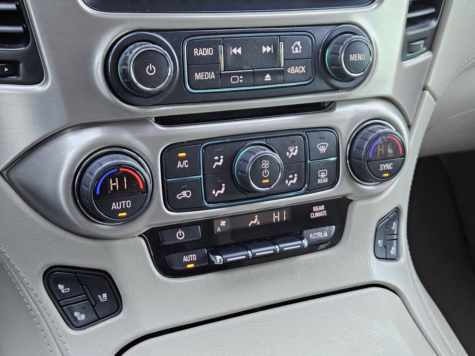 Used 2019 GMC Yukon Denali w/ Denali Ultimate Package image 21