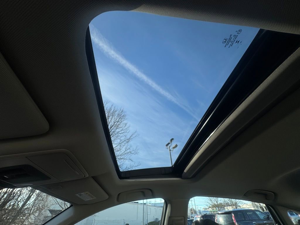 Used 2025 Honda Accord EX-L image 10