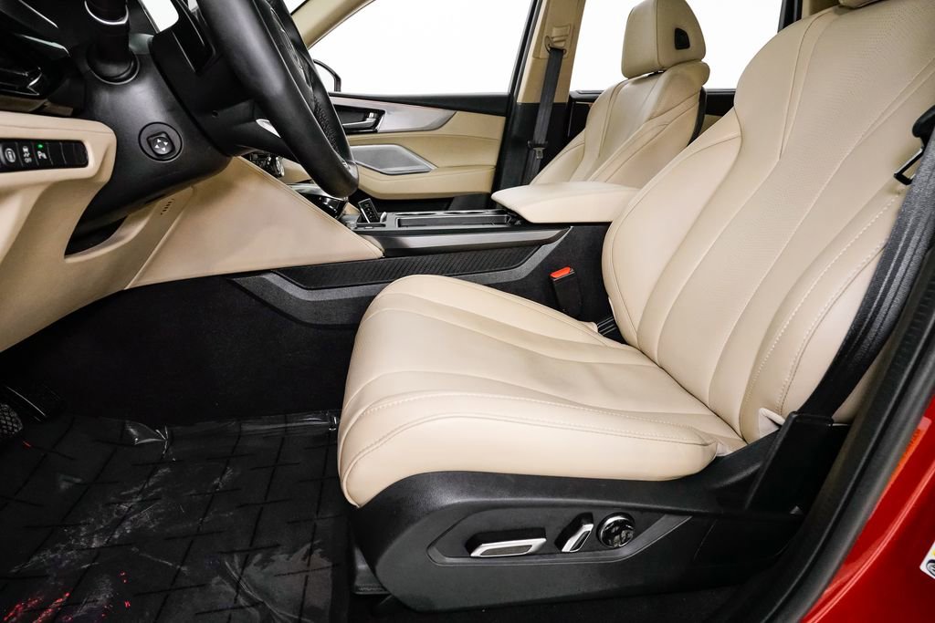 Certified 2025 Acura MDX w/ Technology Package image 13