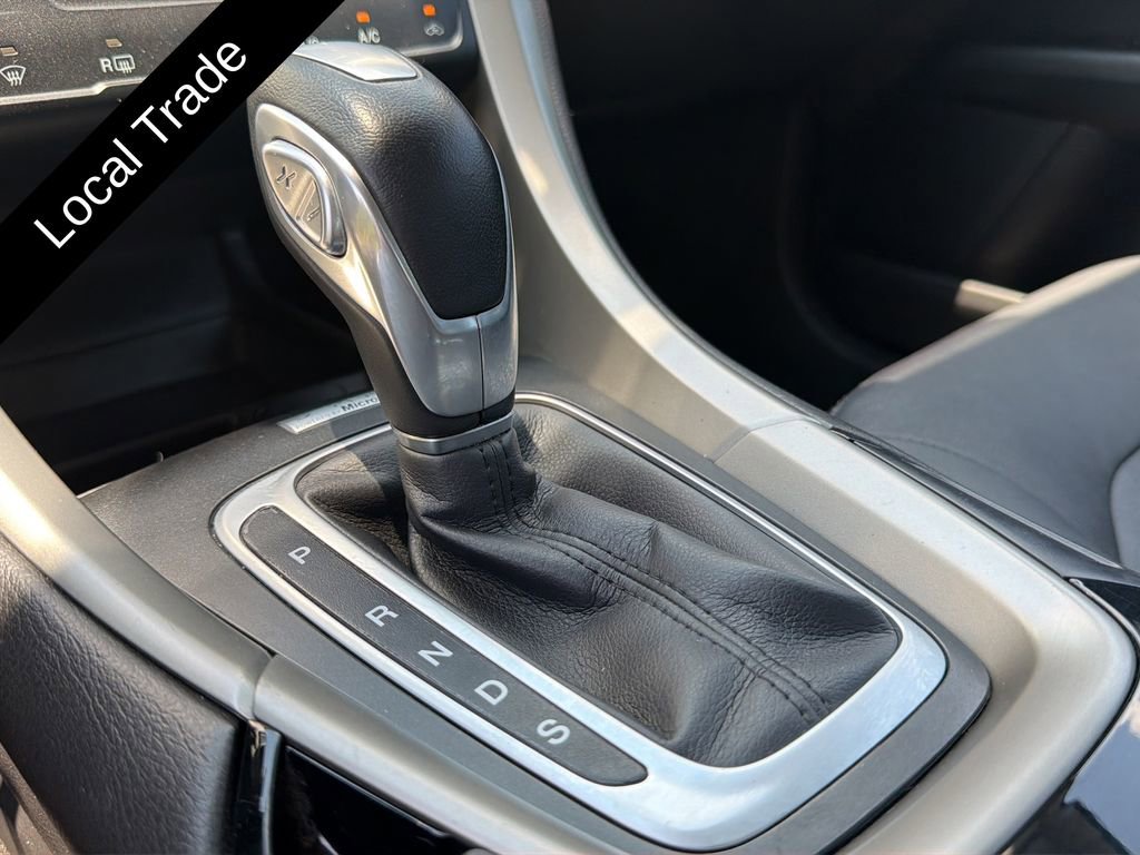 Used 2015 Ford Fusion SE w/ Equipment Group 202A FWD image 29