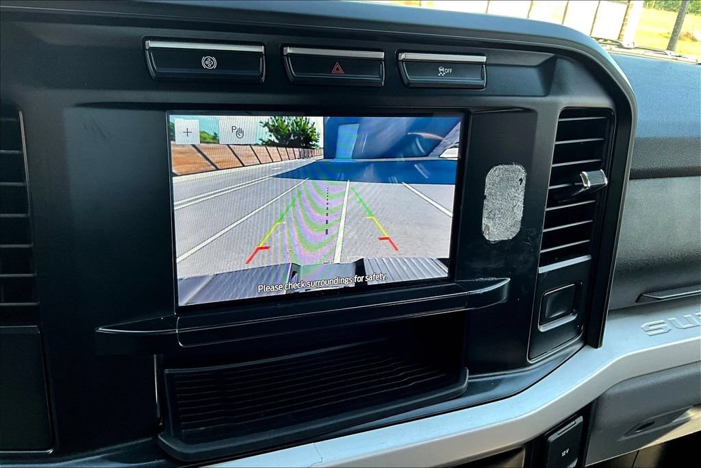 Used 2023 Ford F350 XLT AWD/4WD image 15