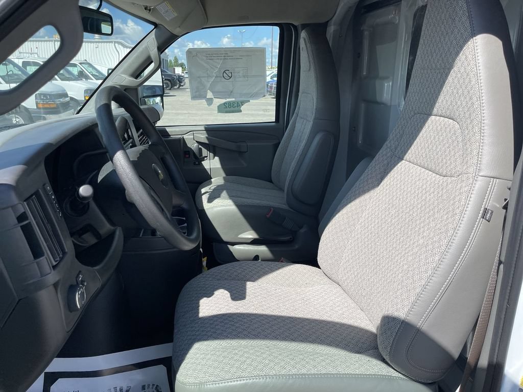 New 2025 Chevrolet Express 3500 w/ Power Convenience Package RWD image 7