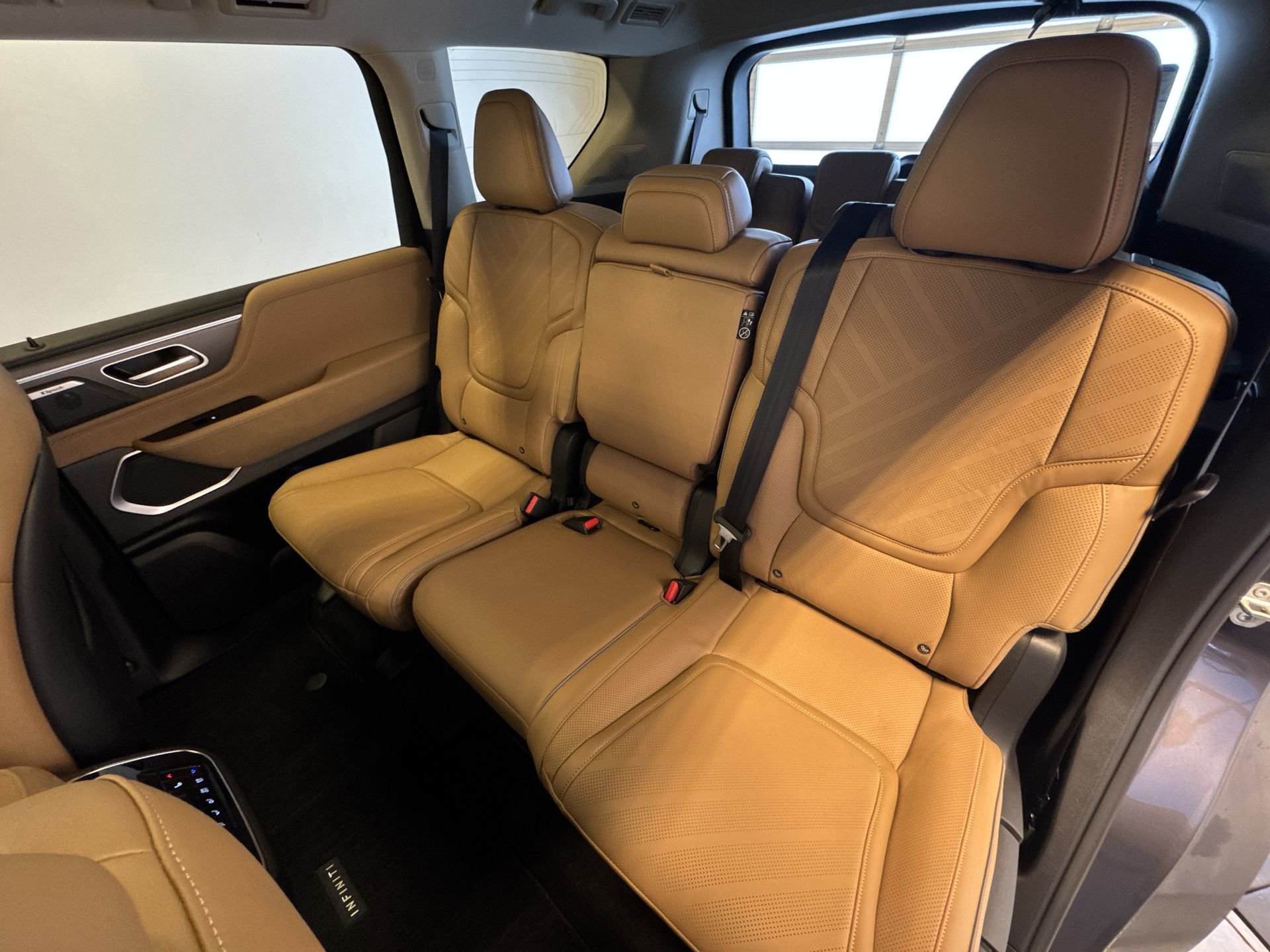 New 2026 INFINITI QX80 Luxe AWD/4WD image 23
