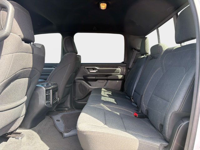Used 2022 RAM 1500 Big Horn AWD/4WD image 9