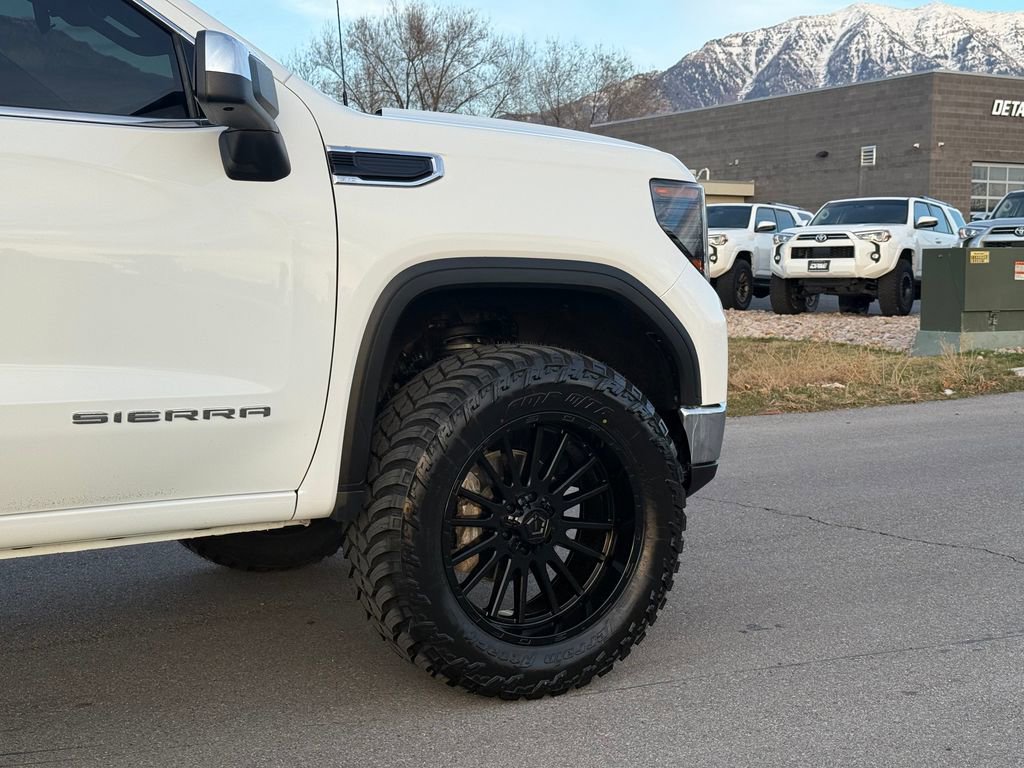 Used 2023 GMC Sierra 1500 SLE image 4