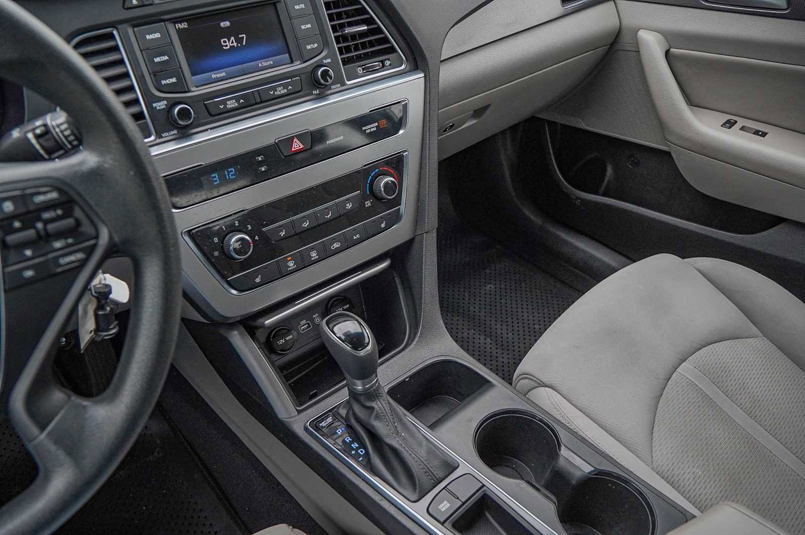 Used 2015 Hyundai Sonata Sport image 17