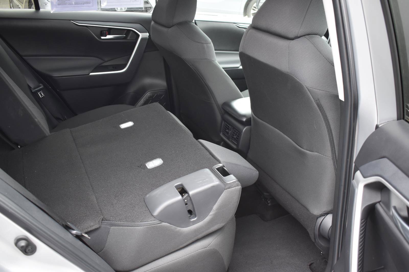 Used 2025 Toyota RAV4 XLE w/ Convenience Package AWD/4WD image 14