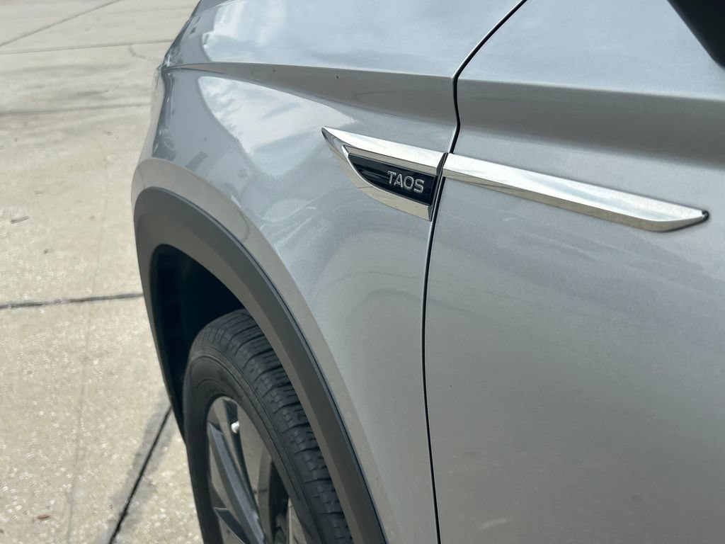 Certified 2023 Volkswagen Taos S FWD image 29