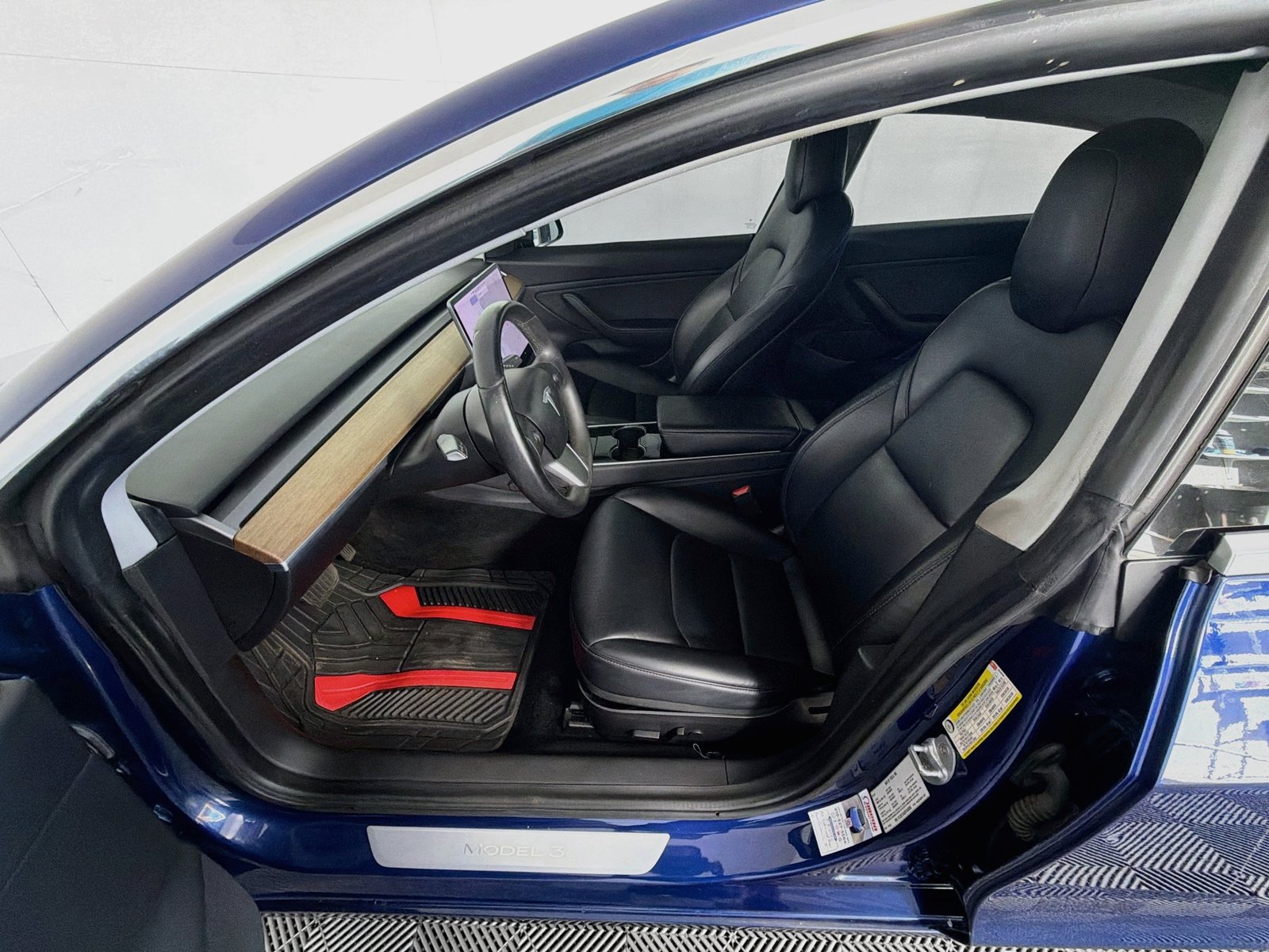 Used 2019 Tesla Model 3 Standard Range RWD image 21