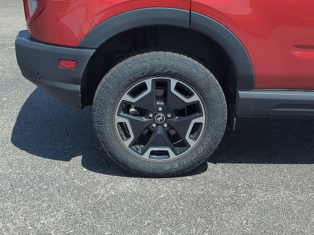 Used 2023 Ford Bronco Sport Outer Banks w/ Tech Package AWD/4WD image 12