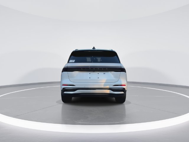 New 2026 Lincoln Nautilus Reserve w/ Jet Appearance Package AWD/4WD image 7