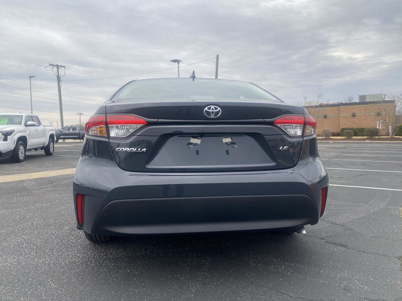 Used 2026 Toyota Corolla LE image 6