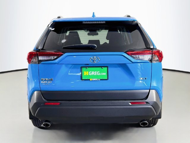 Used 2019 Toyota RAV4 XLE w/ Convenience Package FWD image 8