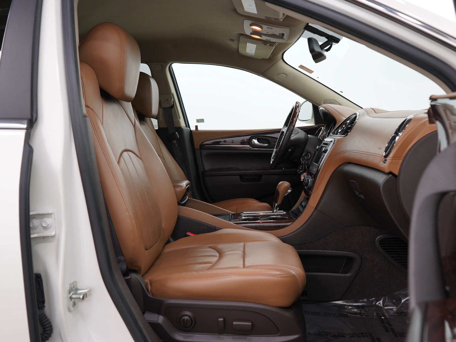 Used 2014 Buick Enclave Leather FWD image 11