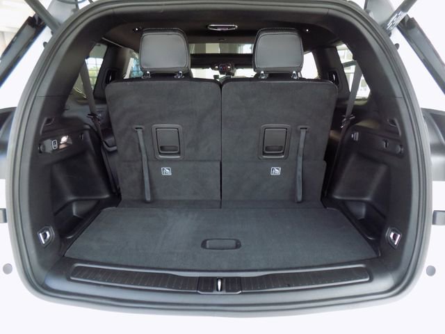 Certified 2025 Jeep Grand Cherokee L Limited w/ Black Appearance Package image 31