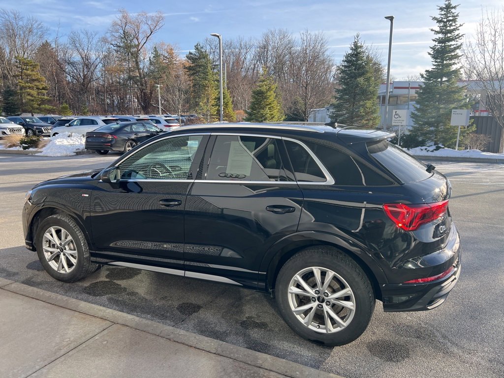 Used 2023 Audi Q3 2.0T Premium w/ Convenience Package image 41