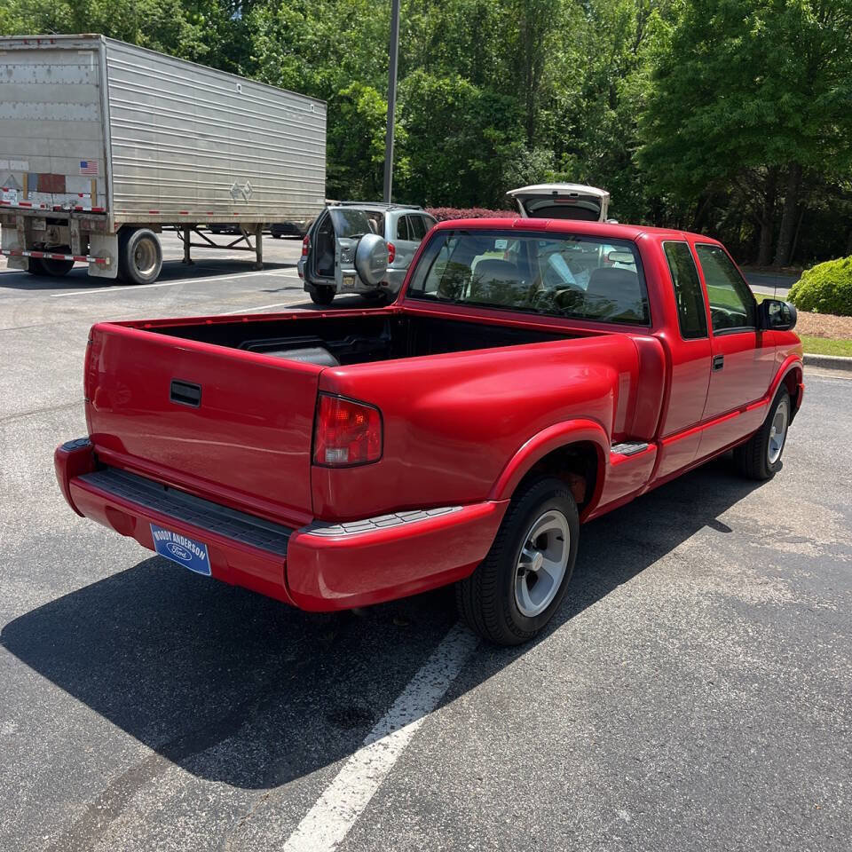 Used 1999 Chevrolet S10 Pickup LS RWD image 5