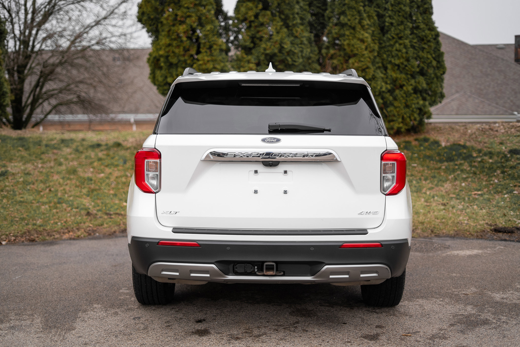 Used 2023 Ford Explorer XLT w/ Equipment Group 202A image 6